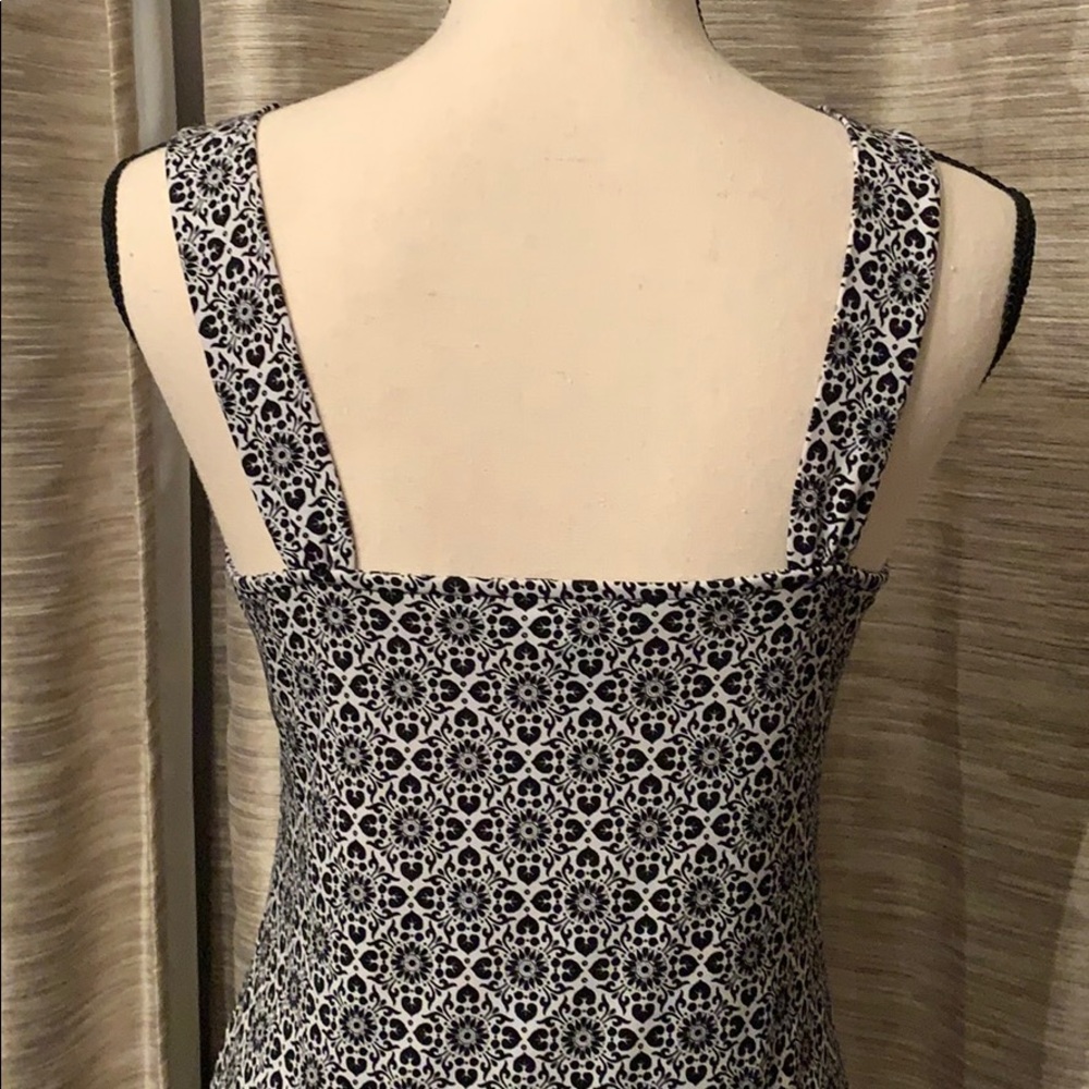 White House Black Market Blouse - Picture 4 of 7